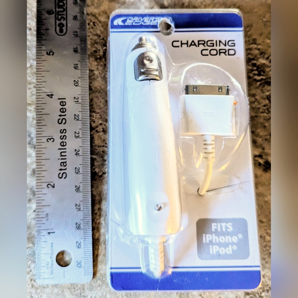 🎉Free with bundle purchase* Vintage Older car iPhone or iPad charger
